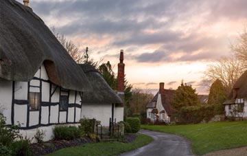is Muir Of Pert thatch roofing popular